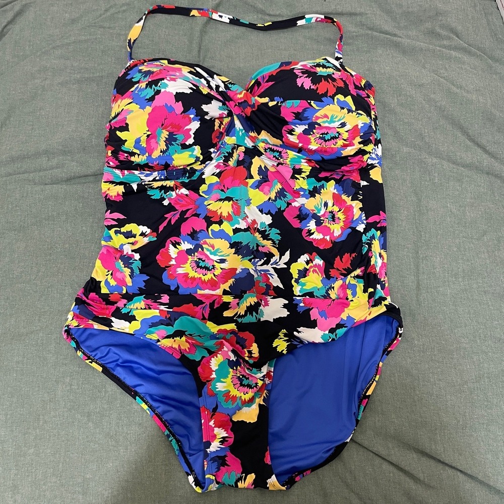 Floral Twist-Front One-Piece Swimsuit in Black Multicolor